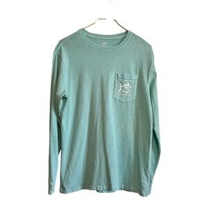 Southern Tide Shirt Mens Small Green Long Sleeve Skipjack Pocket Graphic Tee